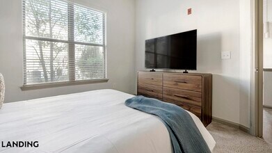 10051 Perimeter Station Dr, Unit 1-131 in Charlotte, NC - Building Photo - Building Photo