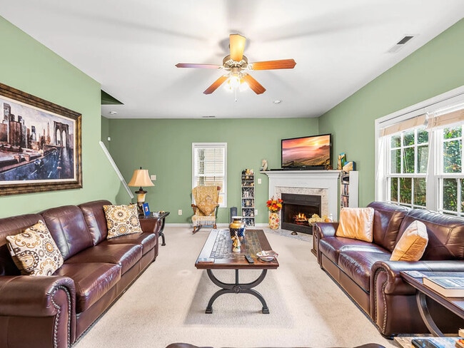 412 Star Ruby Dr in Knightdale, NC - Building Photo - Building Photo