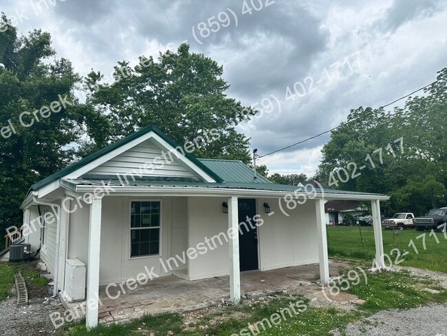 property at 115 Robertson Ln