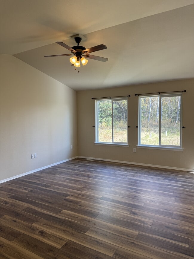 1165 Sun School Cir in Wasilla, AK - Building Photo - Building Photo