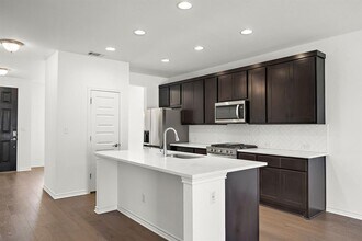 1817 Turtle Bay Loop in Leander, TX - Building Photo - Building Photo