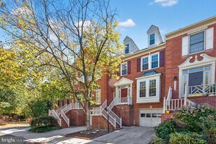 15736 Cherry Blossom Ln in North Potomac, MD - Building Photo
