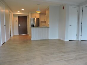 9 Soden St, Unit 407 in Cambridge, MA - Foto de edificio - Building Photo