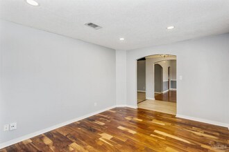 4917 Alvin Dr in Pensacola, FL - Building Photo - Building Photo