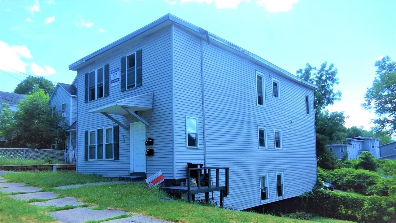 208 Westcott St, Unit 2 in Syracuse, NY - Building Photo