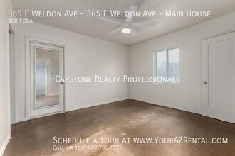 365 E Weldon Ave in Phoenix, AZ - Foto de edificio - Building Photo