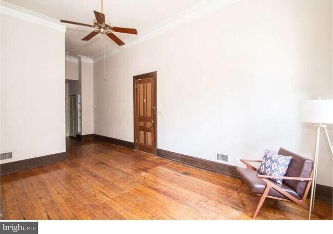 1713 Green St photo'