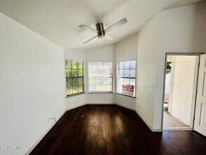 42933 Guyman Ave in Lancaster, CA - Building Photo - Building Photo