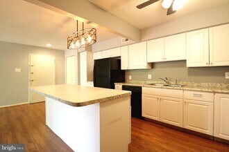 10106 Campus Way S-Unit -102-3B in Upper Marlboro, MD - Building Photo - Building Photo