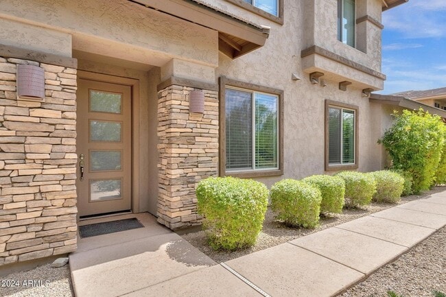 10260 E White Feather Ln, Unit 09-9102 in Scottsdale, AZ - Building Photo - Building Photo