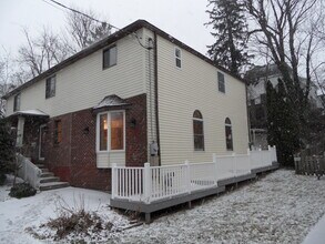 921 Onondaga St in Lewiston, NY - Building Photo - Building Photo