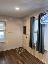 52-52 Myrtle St, Unit 50-2 in Westbrook, ME - Foto de edificio - Building Photo