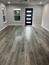 3228 Elsie Faye Heggins St in Dallas, TX - Building Photo - Building Photo