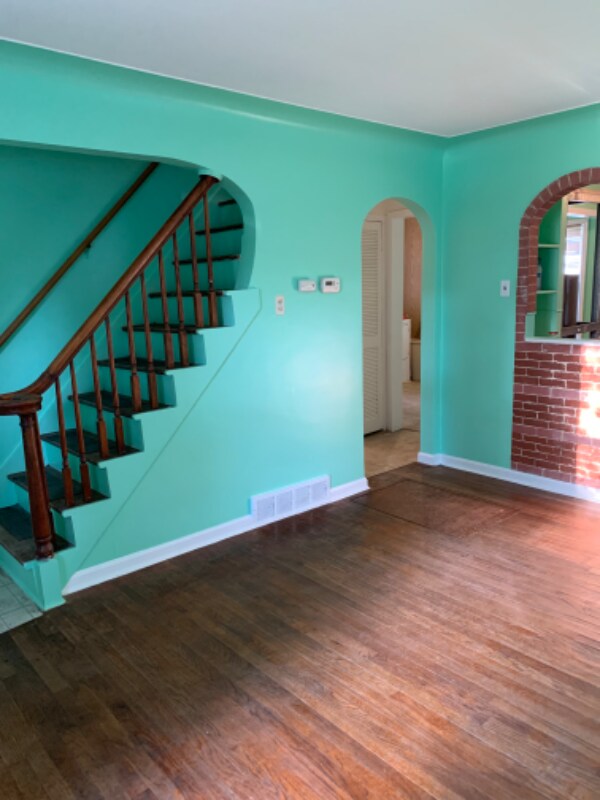 19354 Seminole Rentals in Redford, MI