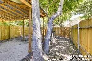 826 Erie Ave-Unit -Erie 826B in San Antonio, TX - Building Photo - Building Photo