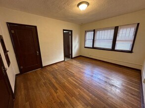 1107 Tijeras Ave NW-Unit -Apt 3 in Albuquerque, NM - Building Photo - Building Photo
