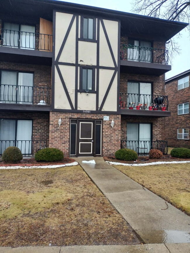 property at 14001 S Torrence Ave