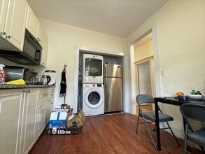 3 Wallingford Rd in Boston, MA - Building Photo - Building Photo