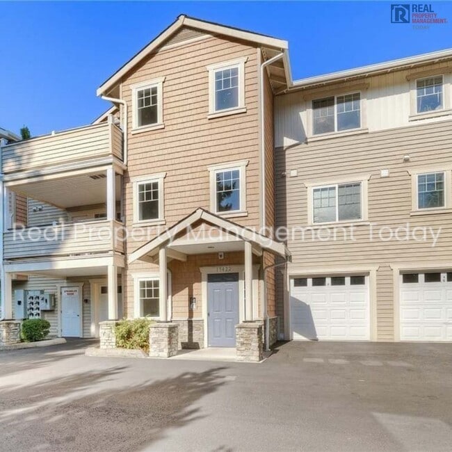13422 97th Ave E