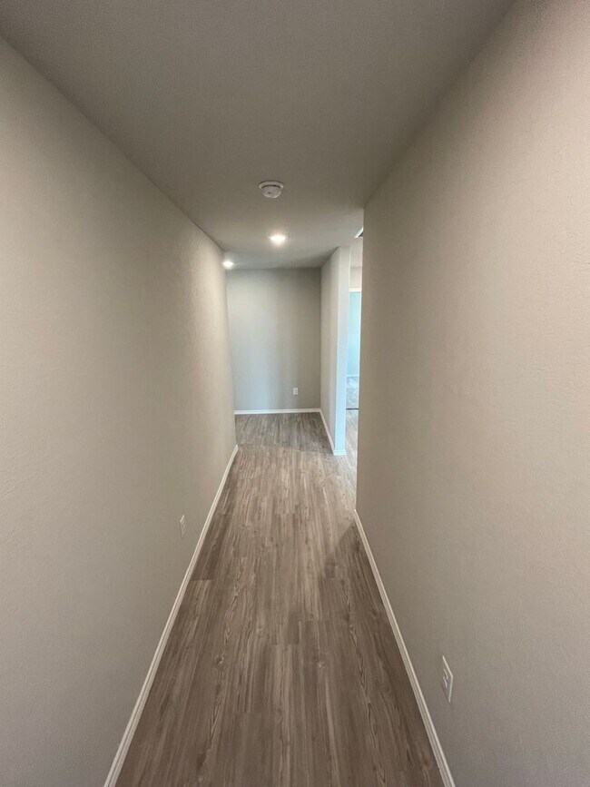 10726 Erinita Way in Converse, TX - Building Photo - Building Photo