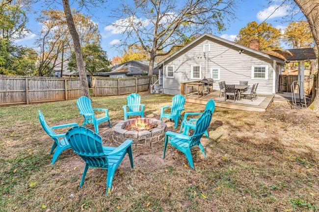 822 Parkwood Ave in Charlotte, NC - Building Photo - Building Photo