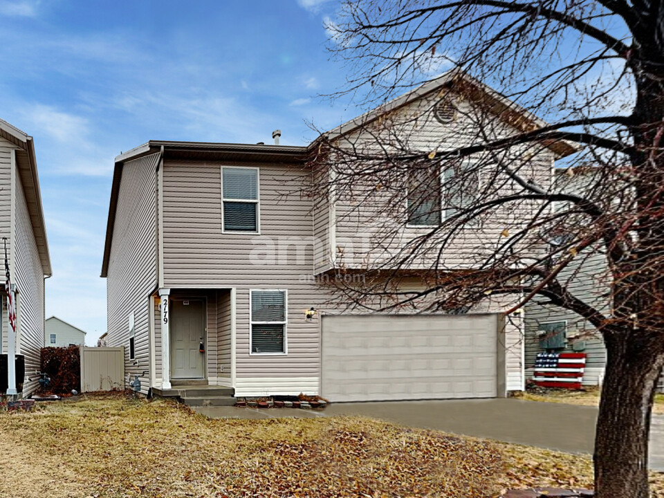 2179 Eagle Crest Way in Eagle Mountain, UT - Building Photo