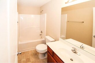 4952 Longview Walk in Decatur, GA - Building Photo - Building Photo