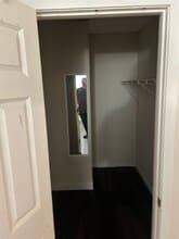100 Center St, Unit 202 in Shelton, CT - Foto de edificio - Building Photo