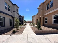 479 Waterfall Cv Ct in Henderson, NV - Building Photo - Building Photo