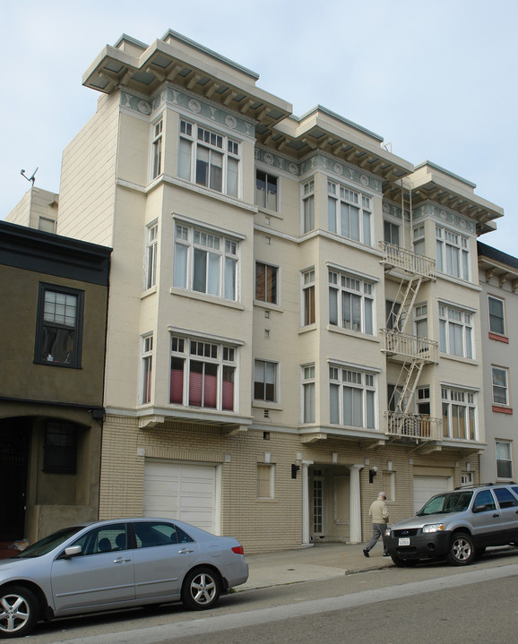 1711 Leavenworth St in San Francisco, CA - Building Photo