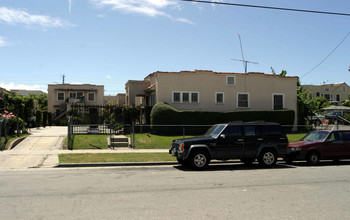 4042-4052 Marathon St in Los Angeles, CA - Foto de edificio - Building Photo