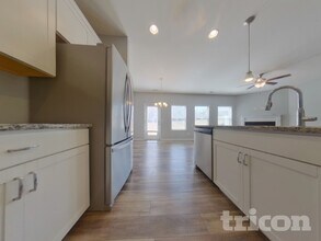 486 Crescent Woode Dr in Dallas, GA - Building Photo - Building Photo