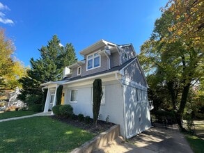 125 S Lee St in Falls Church, VA - Building Photo - Building Photo