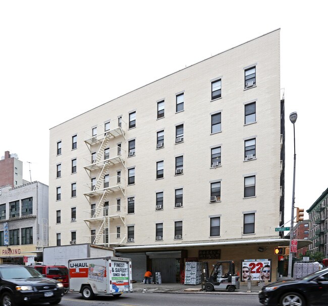 57 Kenmare St in New York, NY - Foto de edificio - Building Photo