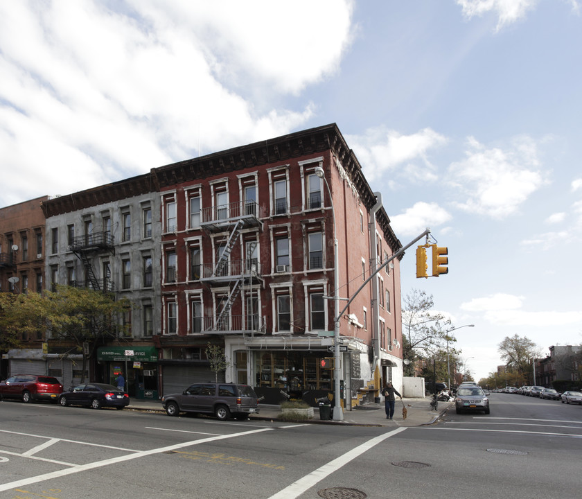 1069 Bedford Ave in Brooklyn, NY - Building Photo