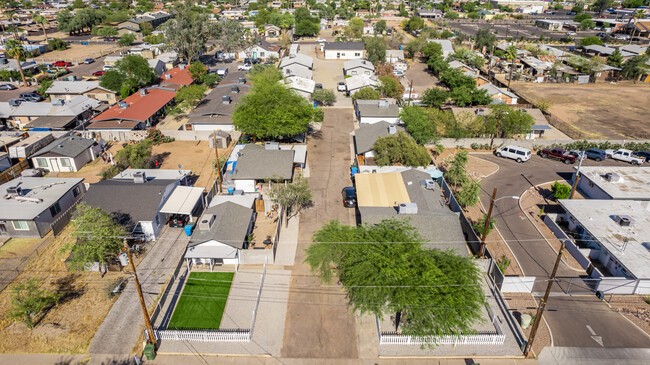 1801 N 25th Pl in Phoenix, AZ - Building Photo - Building Photo