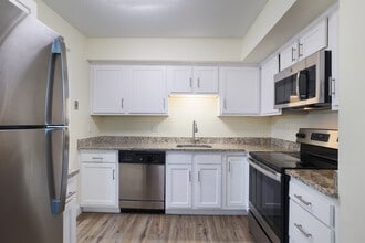 Beacon Village in Burlington, MA - Building Photo - Interior Photo