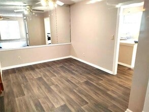 1097 Dover Way in Norcross, GA - Building Photo - Building Photo