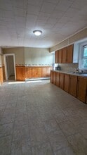 237 Pleasant St, Unit 237 in Southbridge, MA - Foto de edificio - Building Photo