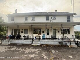 1132 Providence Rd in Scranton, PA - Building Photo