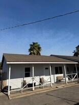 824 River Rd in Modesto, CA - Building Photo
