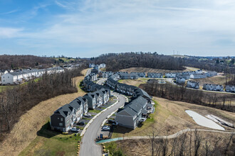 404 Greenwood Dr in Canonsburg, PA - Building Photo - Building Photo