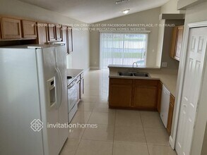 2720 Prestwick Ln in Kissimmee, FL - Foto de edificio - Building Photo