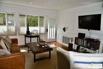 642 Pacific St-Unit -2 in Santa Monica, CA - Foto de edificio - Building Photo