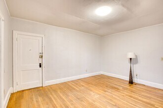 429 New Britain Ave in Hartford, CT - Building Photo - Building Photo