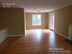 97 High St in Winnetka, IL - Building Photo - Building Photo