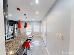 13 Idlewild Ave in Sayreville, NJ - Building Photo - Building Photo
