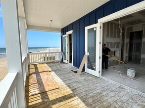 16728 West Beach in Jamaica Beach, TX - Building Photo - Building Photo