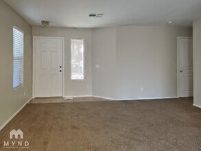 6746 E Pine Way in Florence, AZ - Building Photo - Building Photo