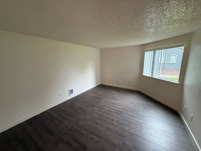 421 Senate St NW in Salem, OR - Building Photo - Building Photo